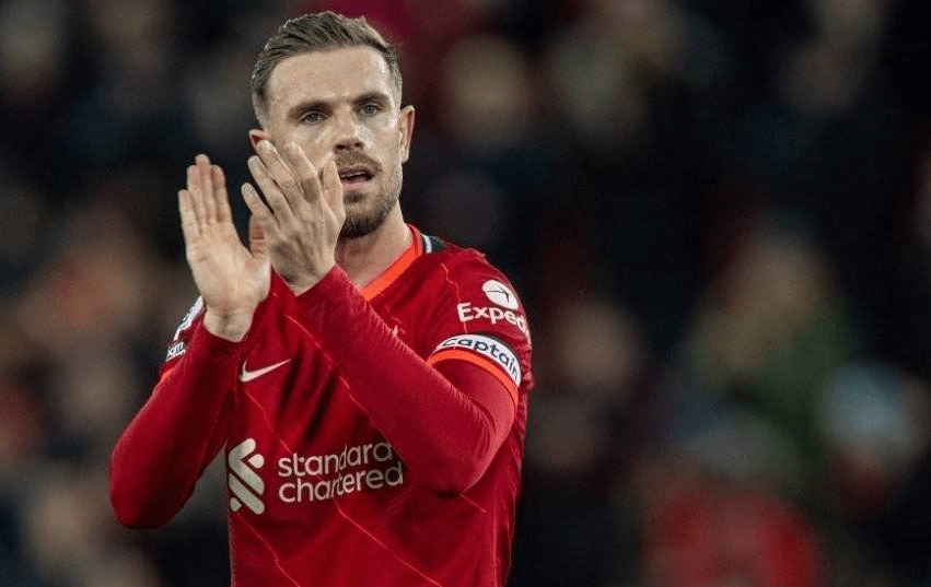 比赛集锦：拉齐奥2-0莱切（拉齐奥2-0莱切精彩回顾）