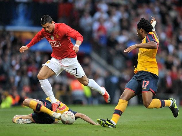 状态火热！布伦森半场13中8得到23分2篮板5助攻（火力全开！布伦森半场13投8中轰下23分2板5助）