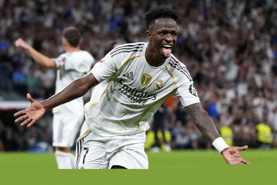 马德兴：我们的足球领导没有荣辱观，不觉得0-8是耻辱（马德兴：足球领导层缺乏荣辱意识，对0比8惨败不以为耻）