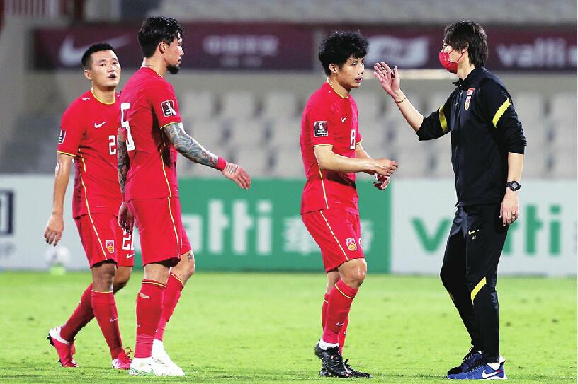 [德国杯]凯恩双响迪亚斯失单刀 拜仁4-1科隆